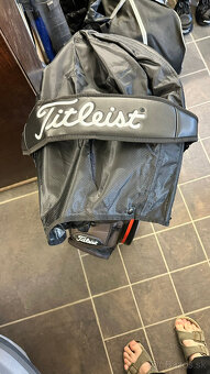 Predám Titleist Jet Black Tour Bag - 4