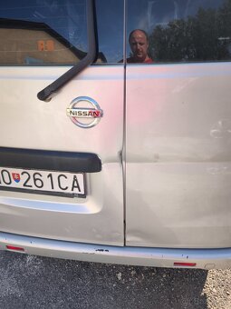 Predám Nissan NV200 (2012, 5-miestny) - 4