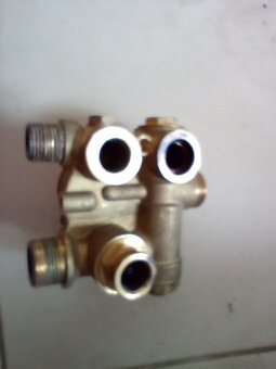 Predám plnefunkčný trojcestný ventil PROTHERM TIGER 24 KTZ, - 4
