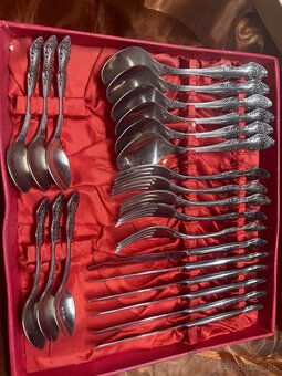 príbor zssr  set v krabici - 4
