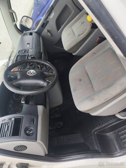 Volkswagen Transporter T5 - 4