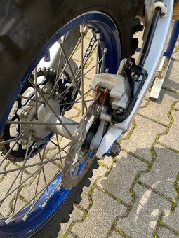 Yamaha YZF 450 - 4