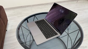 Macbook PRO 14" M1 16GB RAM, 512GB DISK - 4