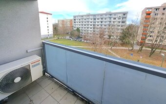 Prenájom kanc. (26 m2) s balkónom, Seberíniho, Ružinov - 4
