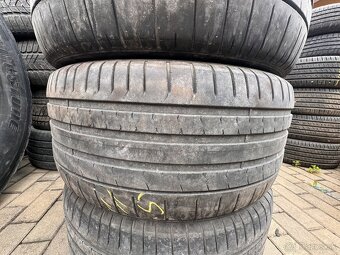 285/40 R21 Pirelli - 4