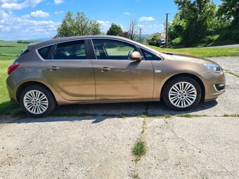 Opel Astra 11/2013 1,4 Turbo benzín 120k 2. majiteľ SR - 4
