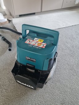 Makita DVC 864 L Aku vvysavac. - 4