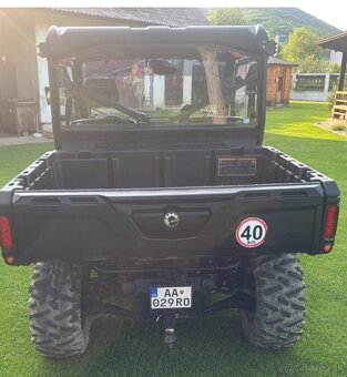 CAN - AM Traxter - 4