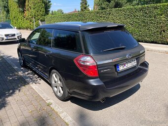 Subaru legacy - 4