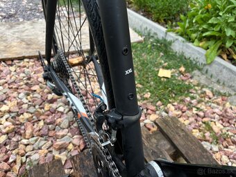 REZERVOVANE - Predam cestny Btwin triban 500 - 4