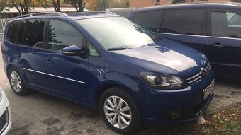 Volkswagen Touran 2.0 TDI DSG 2011 - 4