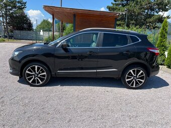 Nissan Qashqai 1.6 dCi 4x4-i Premier - 4