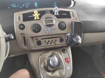 Renault Megane Scenic - 4