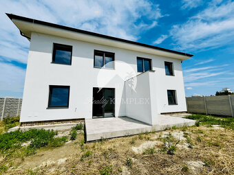 Reality KOMPLEX s.r.o. Vám ponúka na predaj priestranný a sv - 4