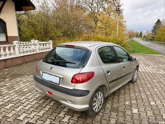 PEUGEOT 206 1.4 - 4