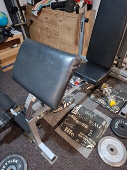 Posilovaci stroj - 4