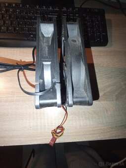 Dva vetraky spolu za 6 eur - 4