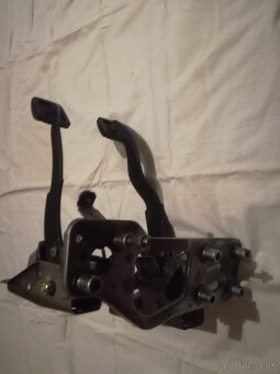 Mazda 323 BG pedále+snímače polohy - 4