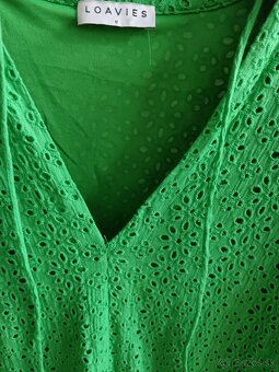 Zelené ažúrové šaty - 4