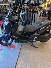 Yamaha XMAX 300 Tech Max - 4