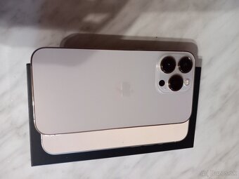 Predám iphone 13 128gb - 4