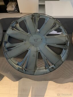 Puklice na kolesa 14" 15" 16" v perfektnom stave - 4