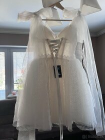 Nenosené Krásne vílie svadobné šaty s čipkou a glitrami - 4