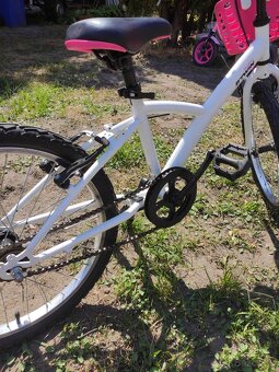 Dievčenský bicykel - 4