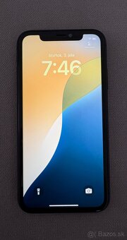Apple iPhone 11 - 4