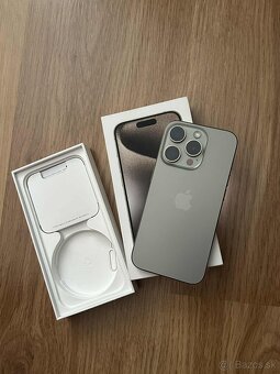 iPhone - 4