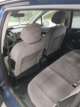 Peugeot 307 - 4