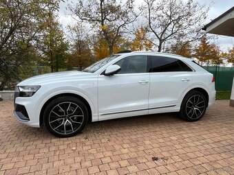 Audi Q8 50 TDI quattro – S line – TOP STAV - 4