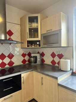 Kuchynská linka - 4