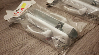 Dverove kovanie - nove biele - 4