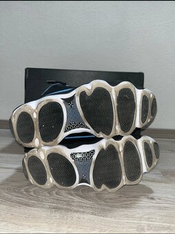 Air Jordan Pro Strong - 4