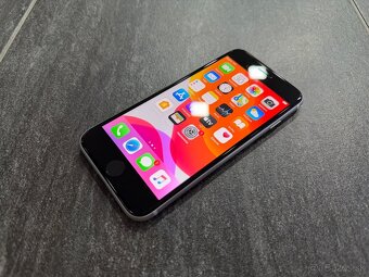 Apple iPhone SE (2020) 128 GB White - 4