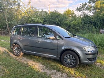 Volkswagen Touran 1.9 TDI, 7 Miestny - 4