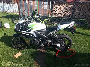 Honda CBR600rr - 4