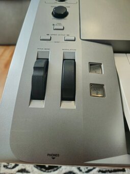 Yamaha Tyros 5 76+Príslušentsvo a Manuál - 4