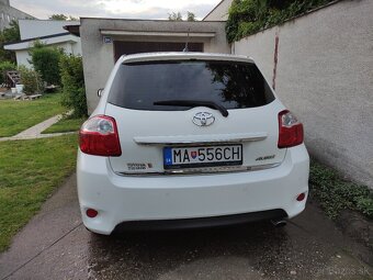 Toyota Auris 1.6 VVt-i, 97 kW, 6 stupňový automat - 6MM - 4