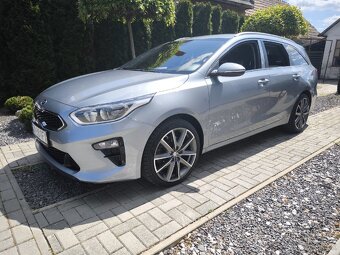 KIA Cee’d SW 1.6CRDi GOLD A/T - 4