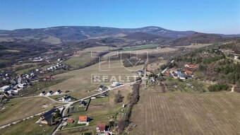 Veľký slnečný pozemok v obci Lubina, časť Hrnčiarové - 4