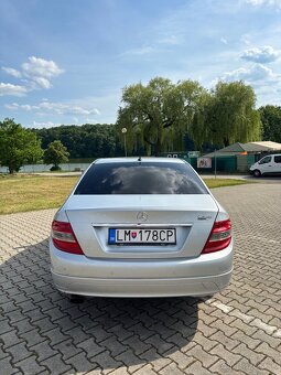 Mercedes c220 - 4
