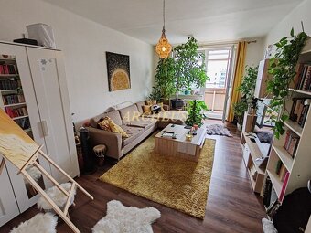 3 izbový byt Vinohradská - Hlohovec - 4