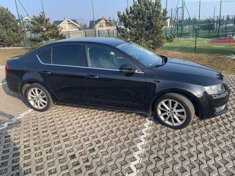 Predám Škodu Octavia 1.6 TDI Elegance - 4
