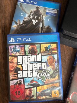 PlayStation 4 Slim 1TB + 5 hier – skvelý balík na hranie - 4