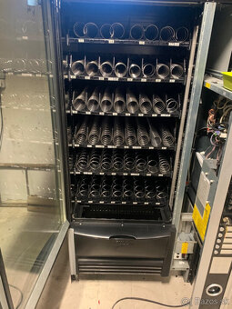 Predam predajny automat Necta Sfera - 4