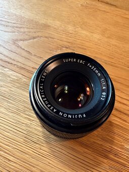 Fujifilm Fujinon XF 35mm f1.4 R - 4