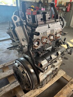 motor Transporter T6 , 2,0TDI , 110kw - DNA - 4