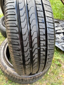 235/45 R18 - 4